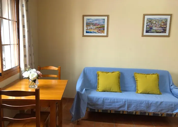 Apartamentos Cantarero Maro Nerja