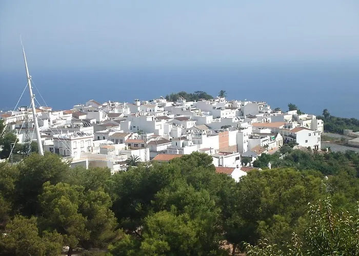 Apartamentos Cantarero Maro Nerja